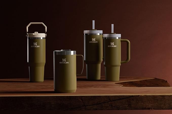 STANLEY Quencher H2.0 Tumbler with Handle and Straw 30 oz | Flowstate 3-Position Lid | Cup Holder Compatible for Travel | Insulated Stainless Steel Cup | BPA-Free | Exclusive Thyme